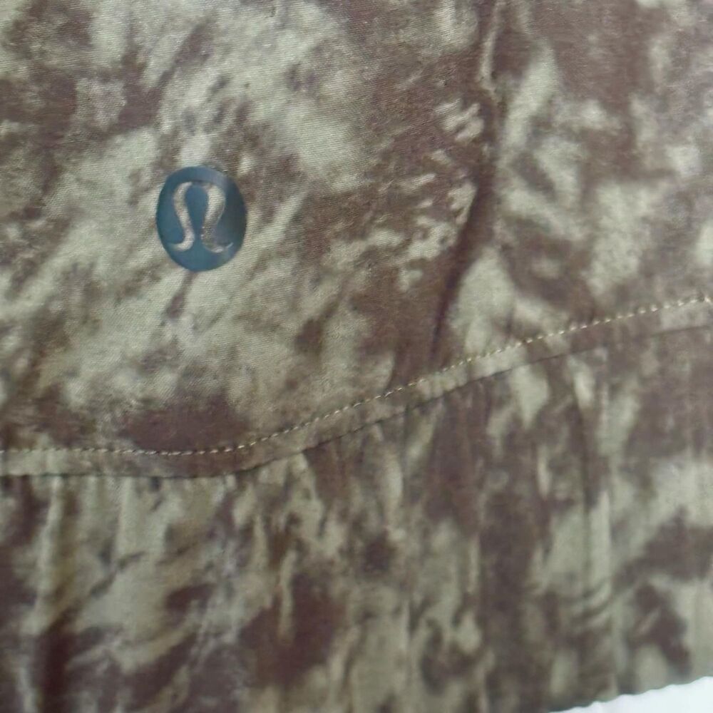 Lululemon Bombs Away Jacket *Black/Summer Shade Medium Olive Dark - Picture 12 of 13